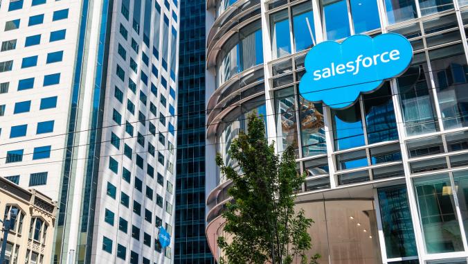 Salesforce塔与树