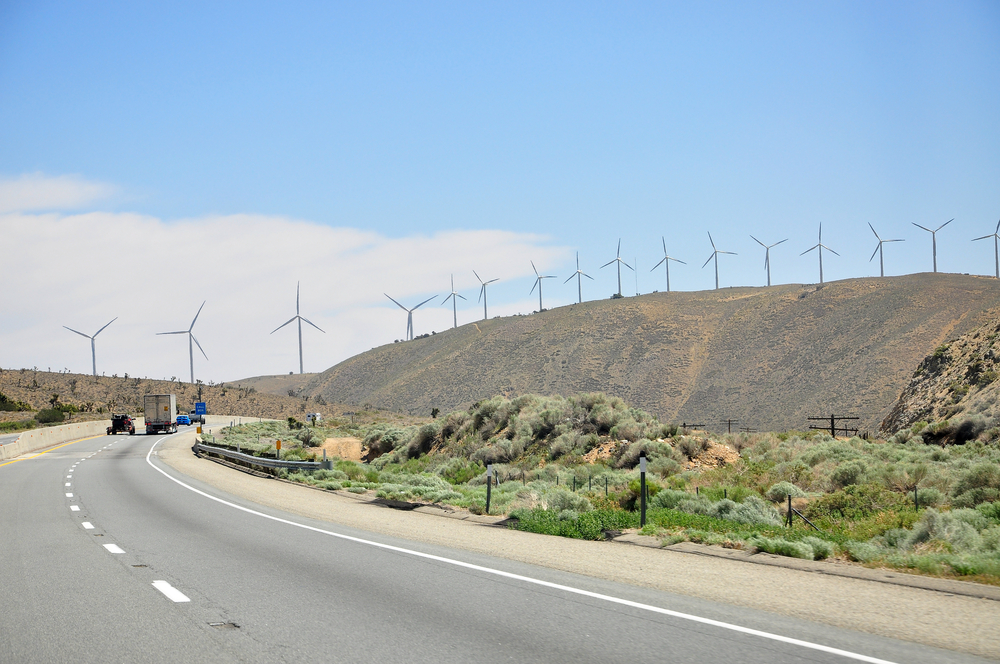 Alta Wind Energy Center（AW​​EC）也被称为Mojave Wind Farm，是世界上第二大陆上风能项目。