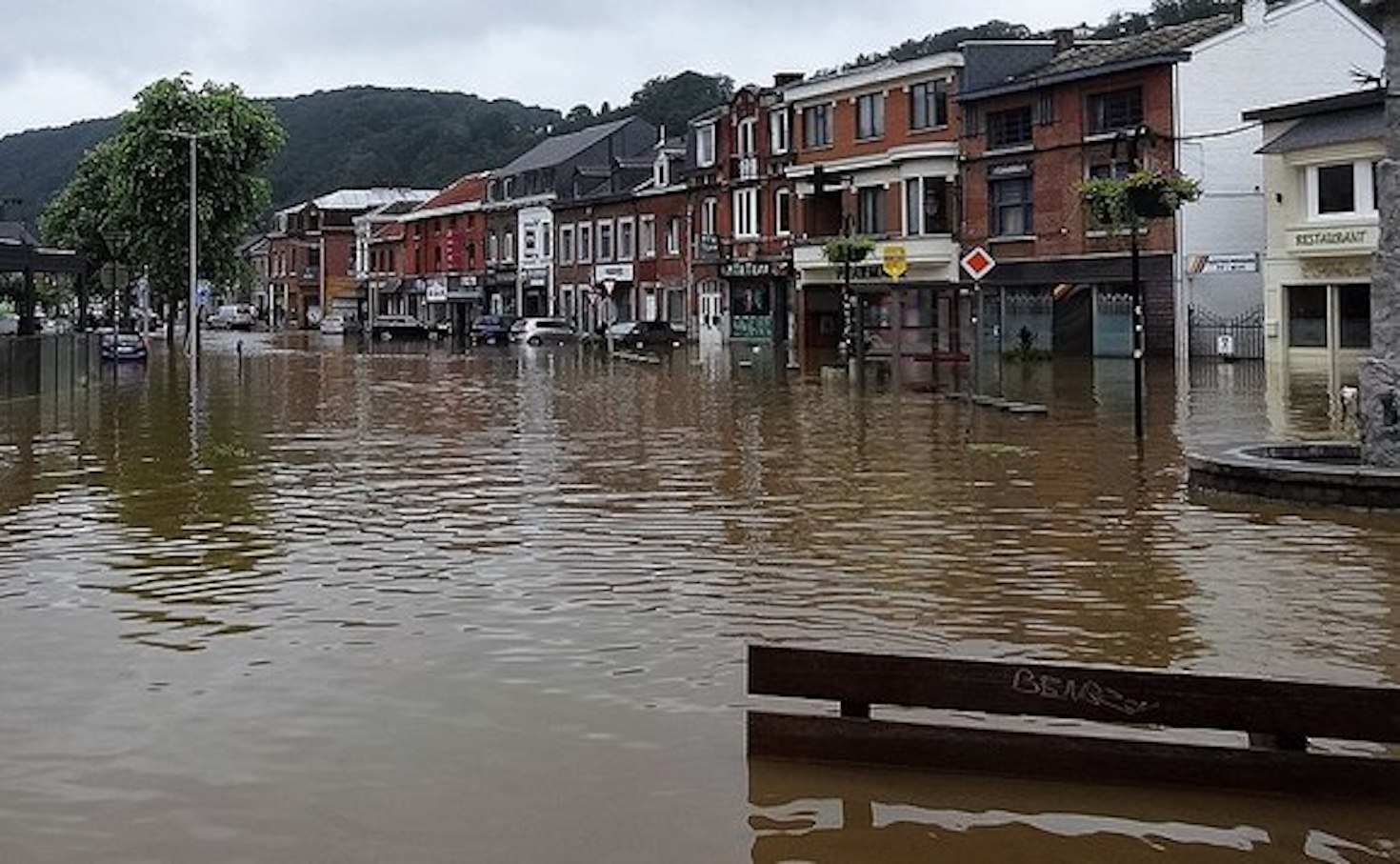 柏林的洪水街道