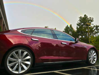 Tesla图片由Steve Jurvetson通过Flickr