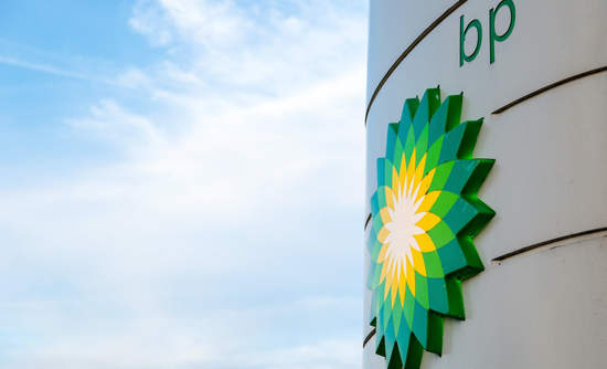 英国加油站的BP标志
