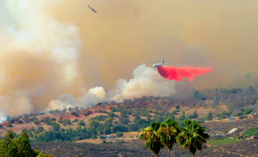 加州圣地亚哥县的野火