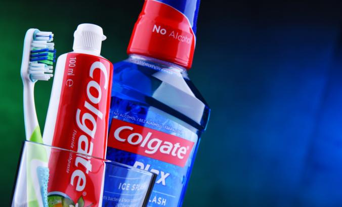 大康牙膏，由美国消费品公司大康 - 棕榈骨制造的口腔卫生产品品牌