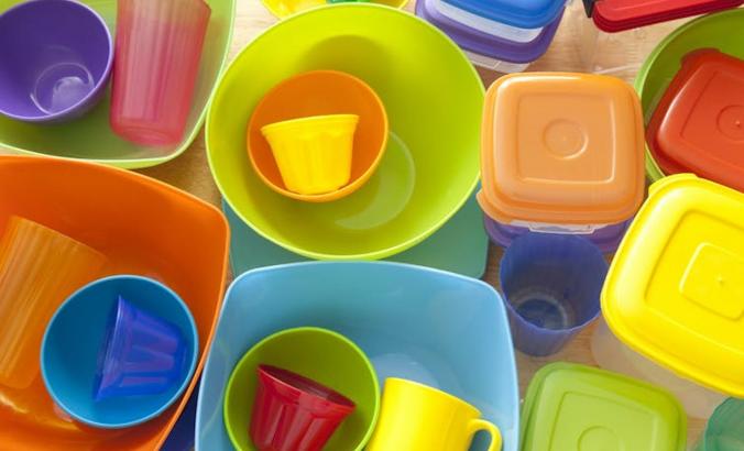 colored tupperware