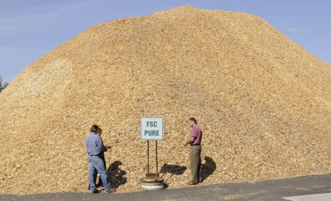 wood pellet pile